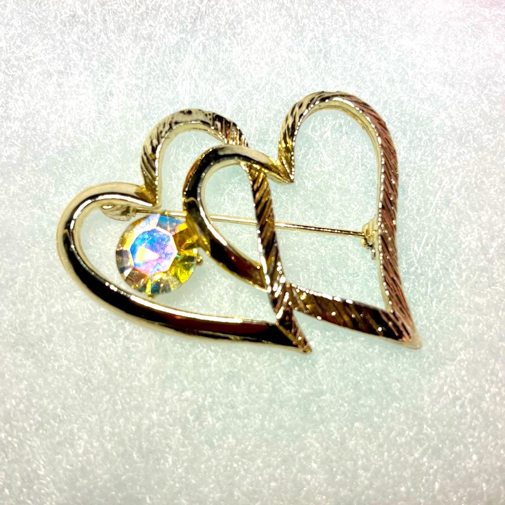 Beautiful Heart 💜 Pin With AB Stone